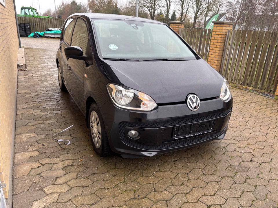 VW Up! 1,0 75 Black Up! 5d
