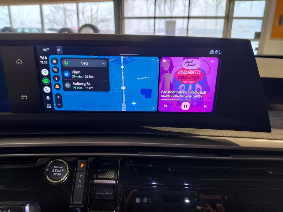 Peugeot e-5008 77 Allure 7prs 5d