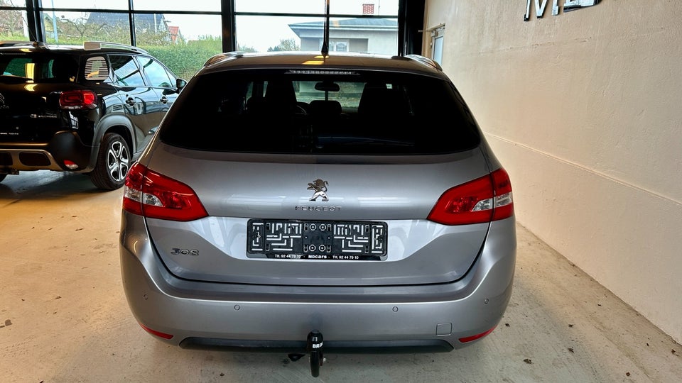 Peugeot 308 1,2 e-THP 130 Allure+ SW 5d