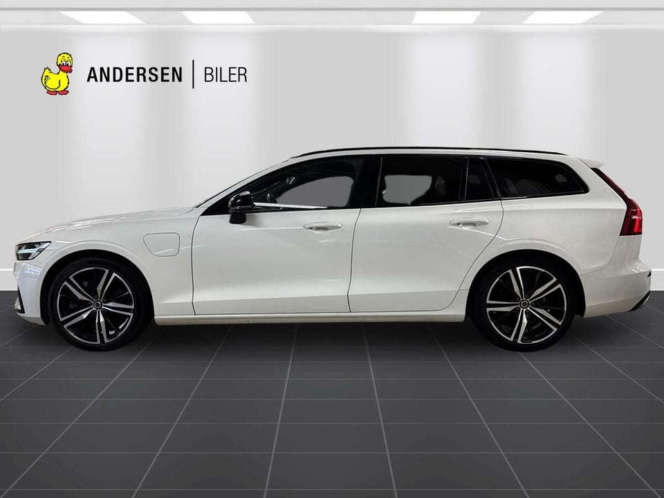 Volvo V60 2,0 T6 ReCharge R-Design aut. AWD 5d