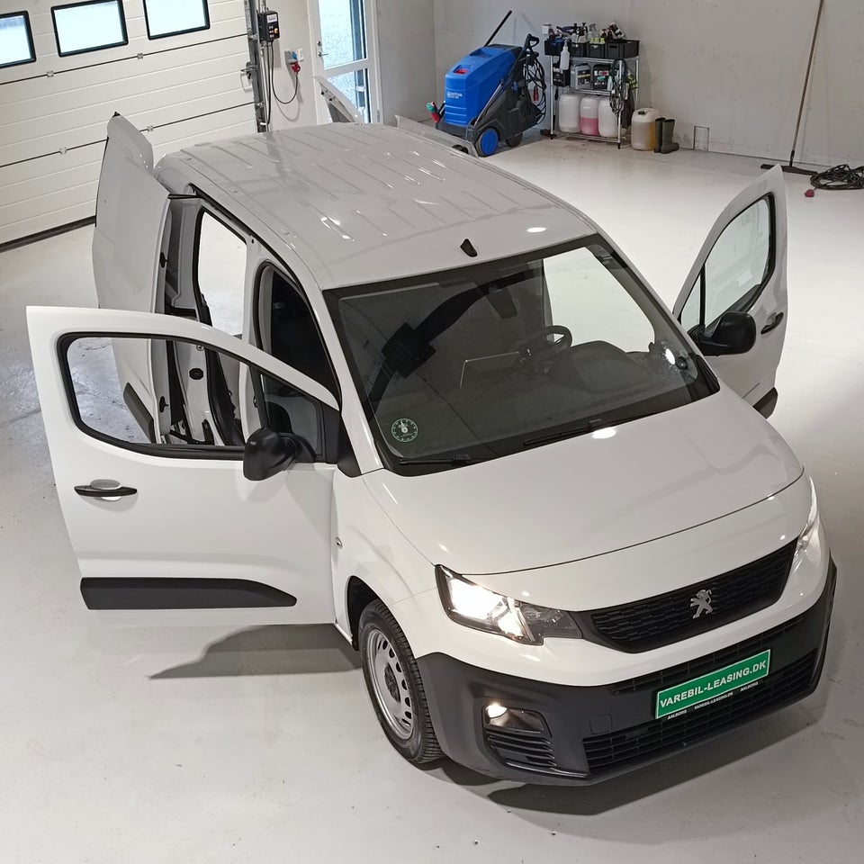Peugeot Partner 1,5 BlueHDi 130 L1V1 Plus EAT8 Van