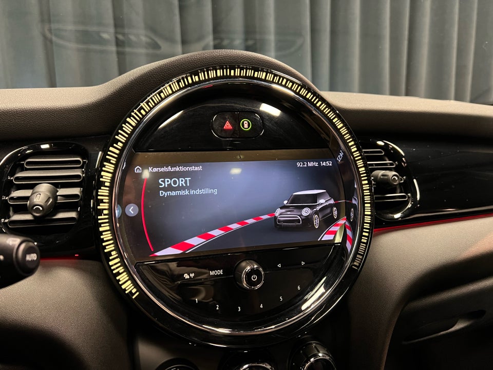 MINI Cooper SE Edition Premium Plus 3d