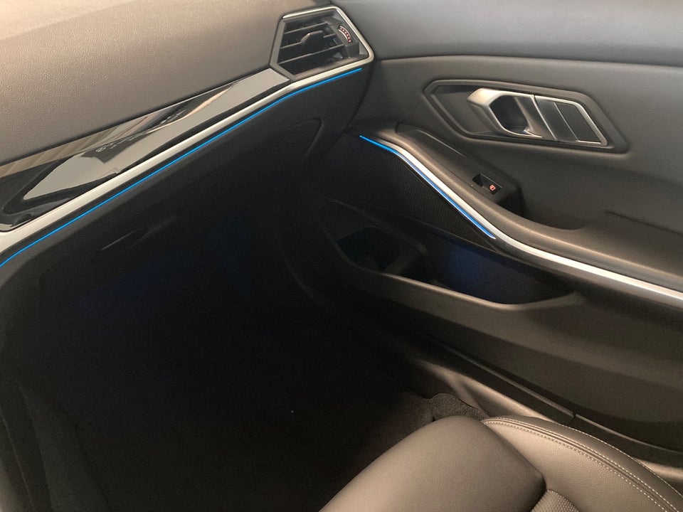 BMW 330e 2,0 Touring Sport Line aut. 5d
