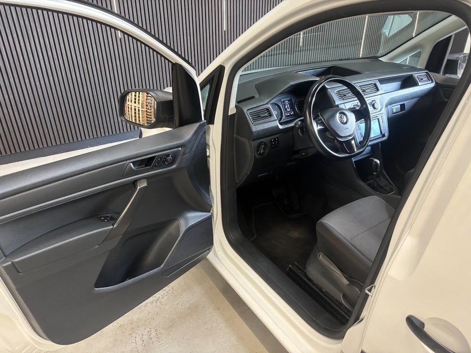 VW Caddy Maxi 2,0 TDi 102 DSG BMT Van 4d