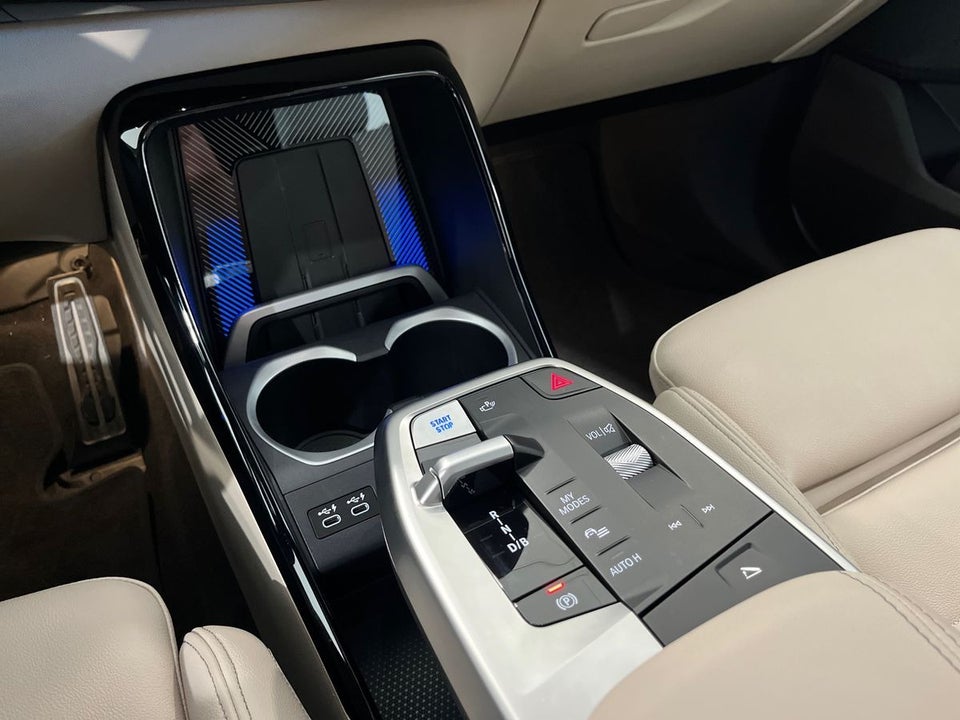 BMW iX2 eDrive20 M-Sport 5d