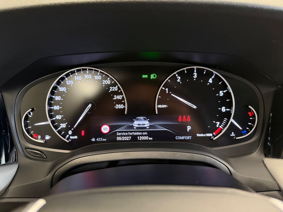 BMW 320i 2,0 Connected aut. 4d
