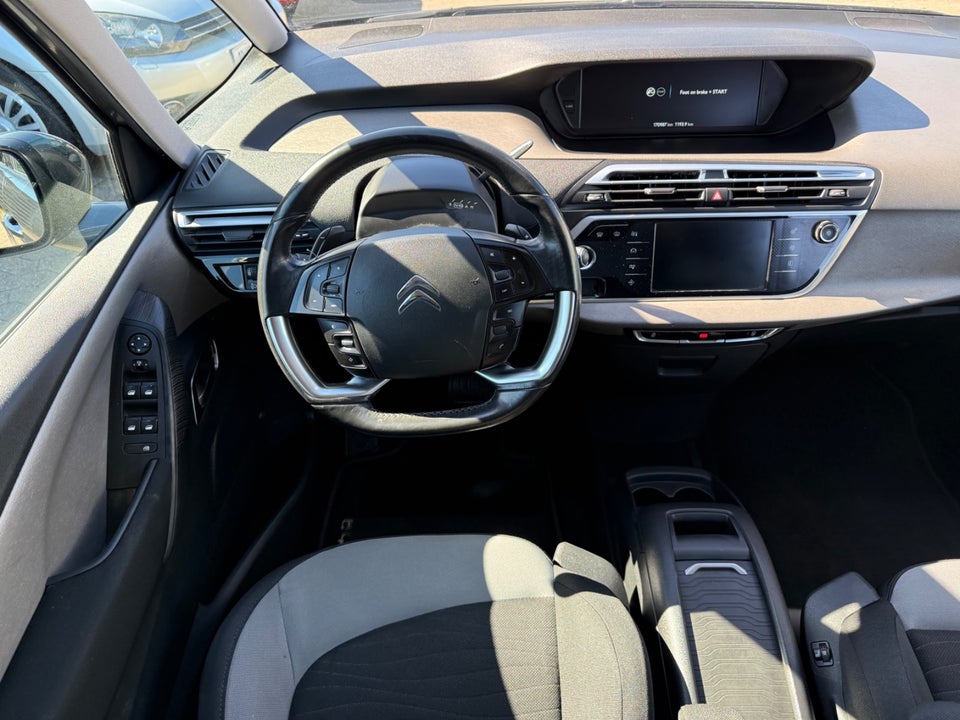 Citroën Grand C4 Picasso 1,6 e-HDi 115 Intensive ETG6 7prs 5d