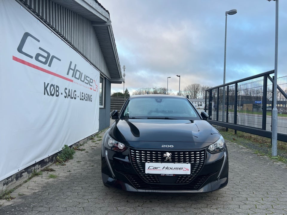 Peugeot 208 1,2 PureTech 100 Allure 5d