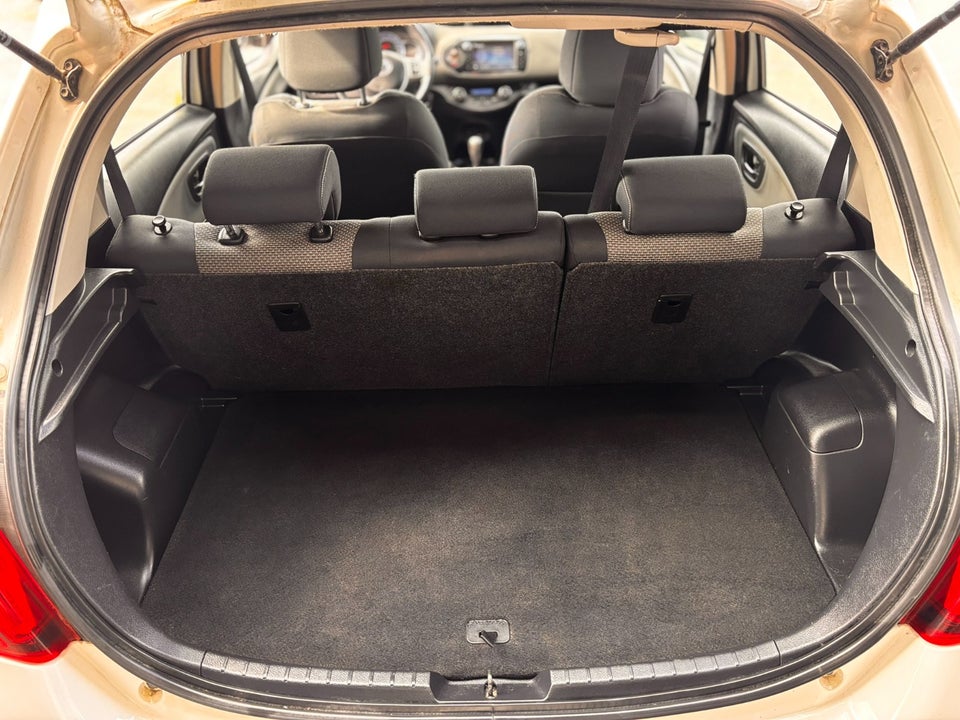 Toyota Yaris 1,5 Hybrid H1 e-CVT 5d