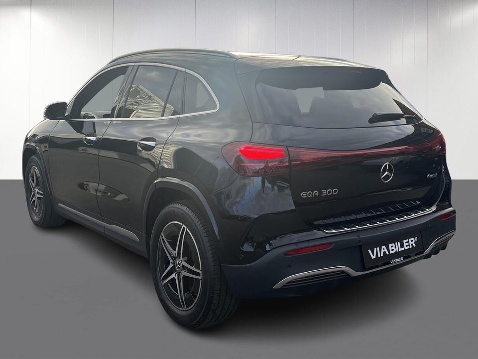 Mercedes EQA300 AMG Line 4Matic 5d