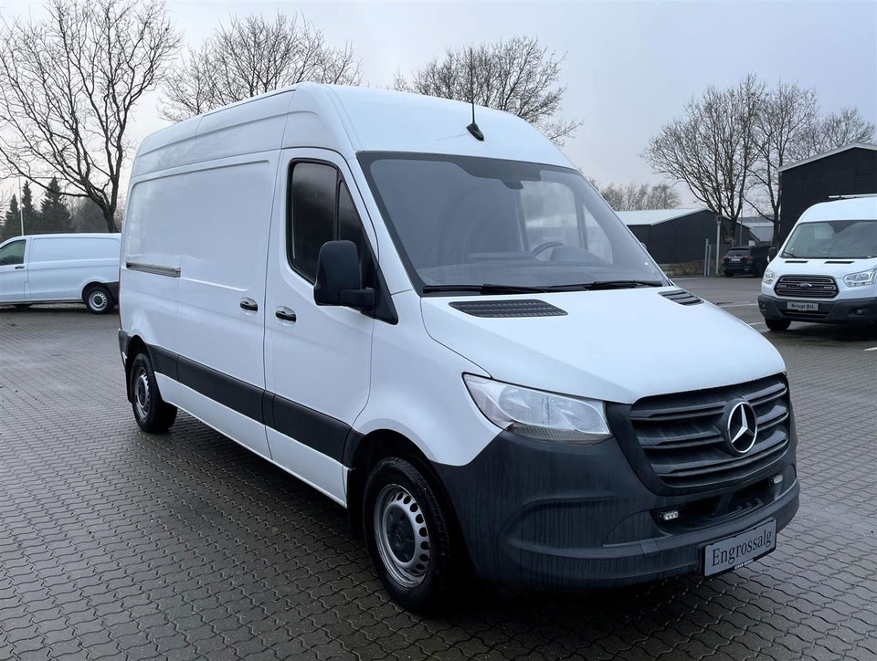 Mercedes Sprinter 214 2,2 CDi A2 Kassevogn aut. FWD