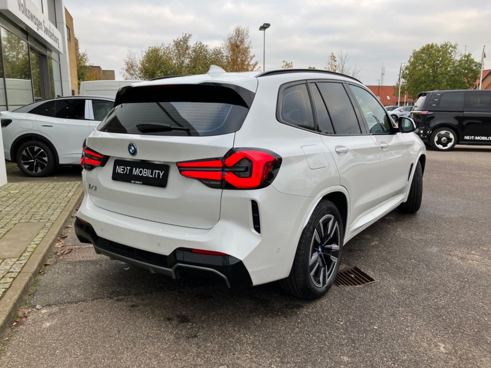 BMW iX3 Charged M-Sport 5d