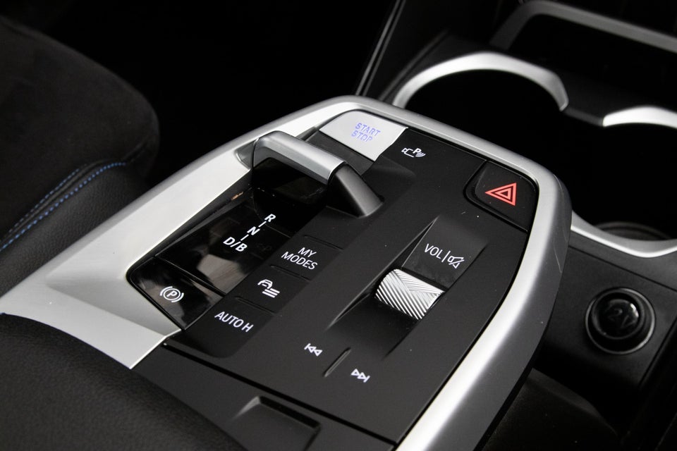 BMW iX1 xDrive30 Charged M-Sport 5d