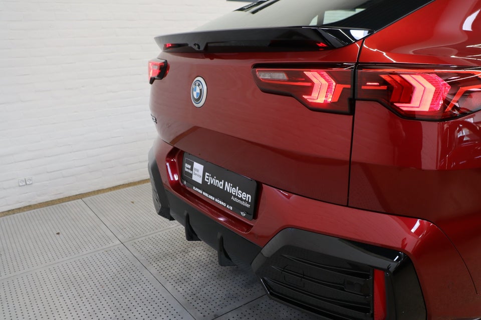 BMW iX2 eDrive20 M-Sport 5d