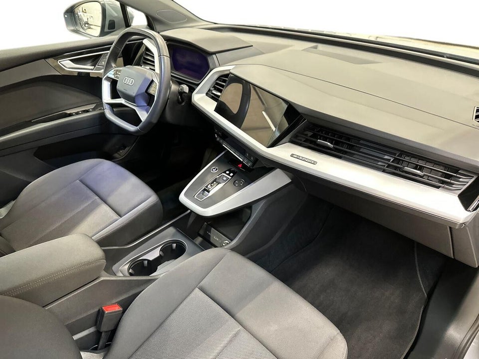Audi Q4 e-tron 45 Attitude quattro 5d