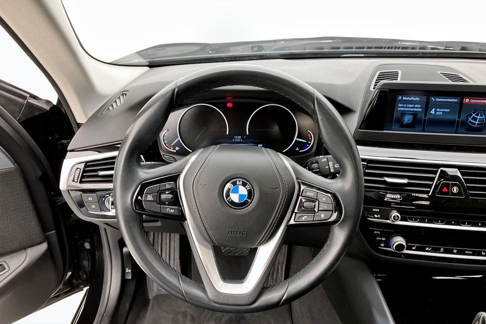 BMW 520i 2,0 Touring Connected aut. 5d