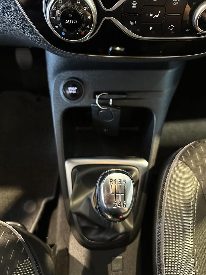 Renault Captur 1,2 TCe 120 Expression 5d