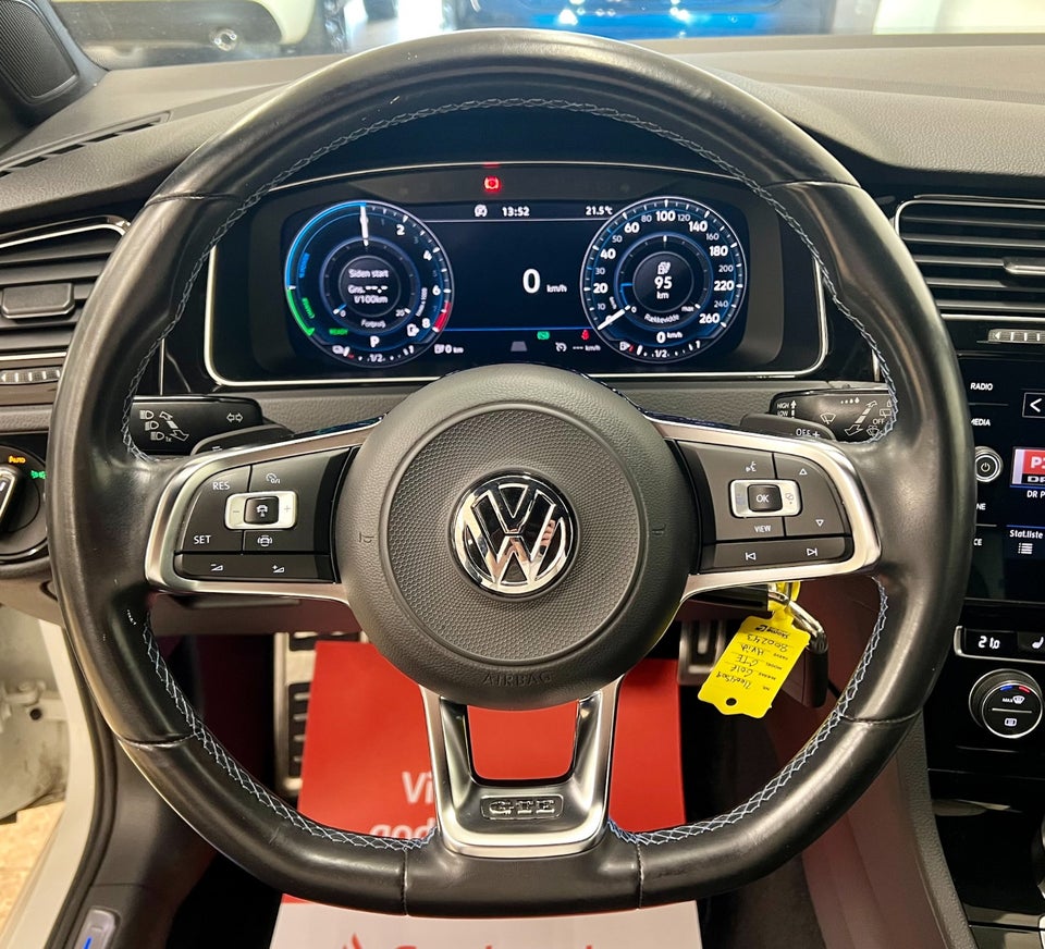 VW Golf VII 1,4 GTE DSG 5d