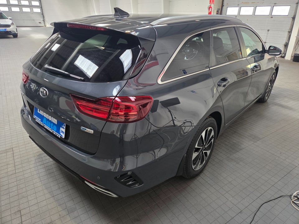 Kia Ceed 1,6 PHEV Prestige SW DCT 5d