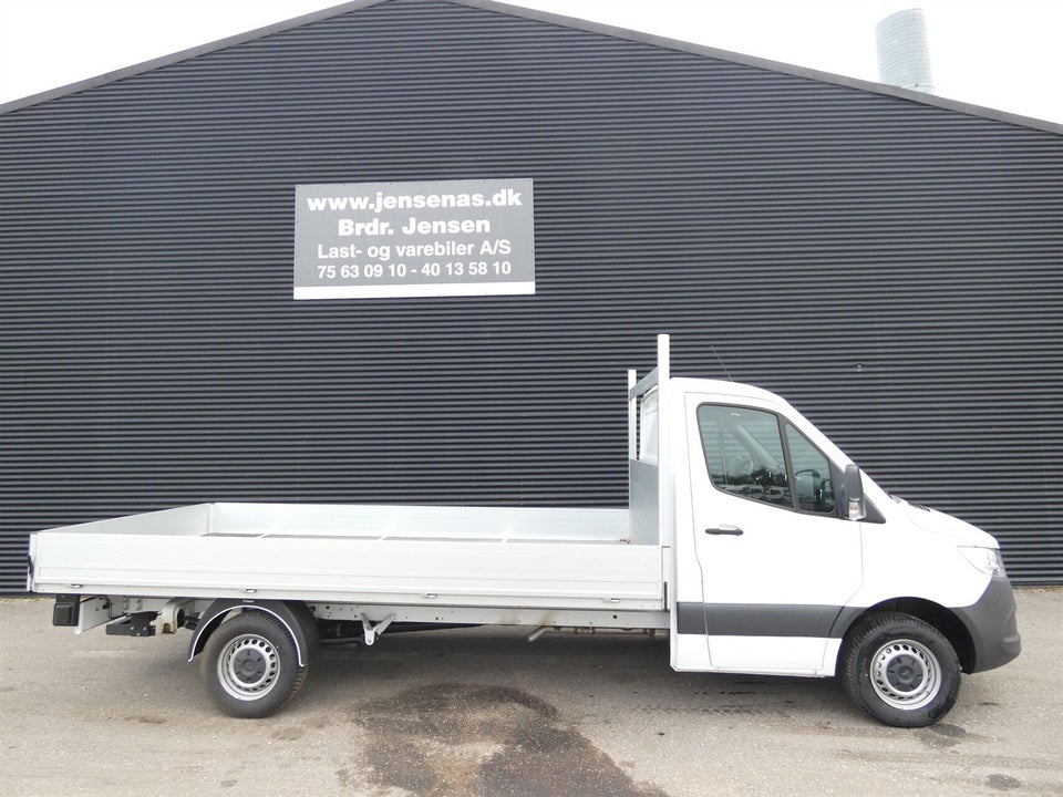 Mercedes Sprinter 317 2,0 CDi A3 Chassis PRO aut. RWD 2d