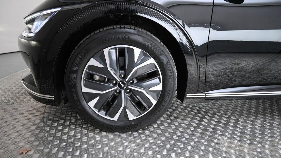 Kia EV6 77 Long Range Upgrade 5d