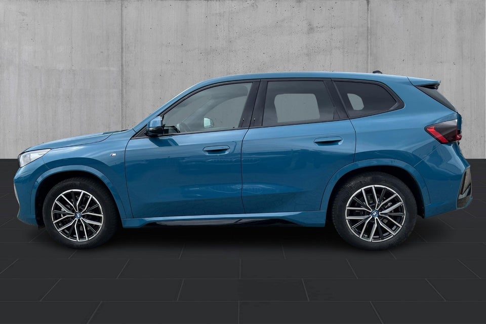 BMW iX1 xDrive30 M-Sport 5d