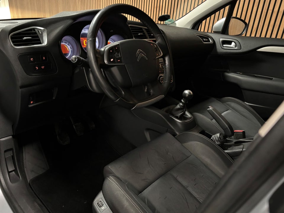 Citroën C4 1,6 BlueHDi 120 Feel 5d