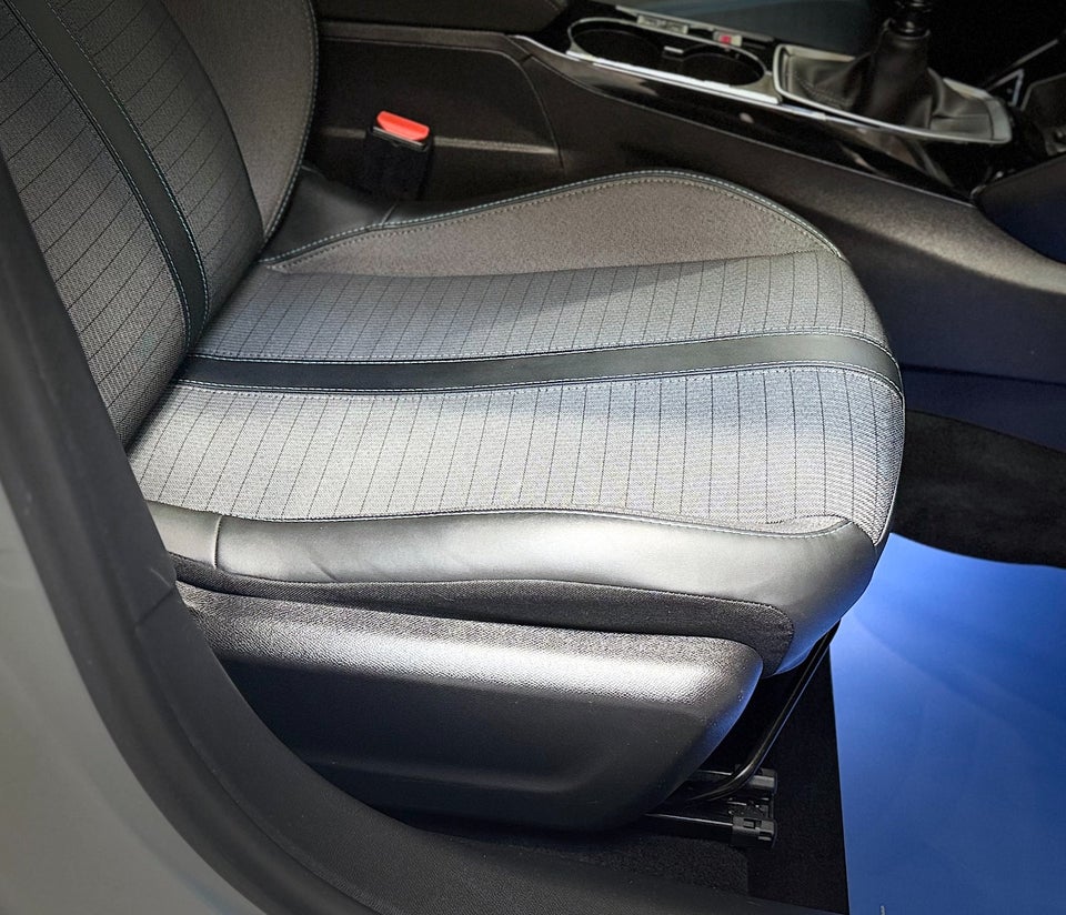 Peugeot 208 1,5 BlueHDi 100 Allure 5d