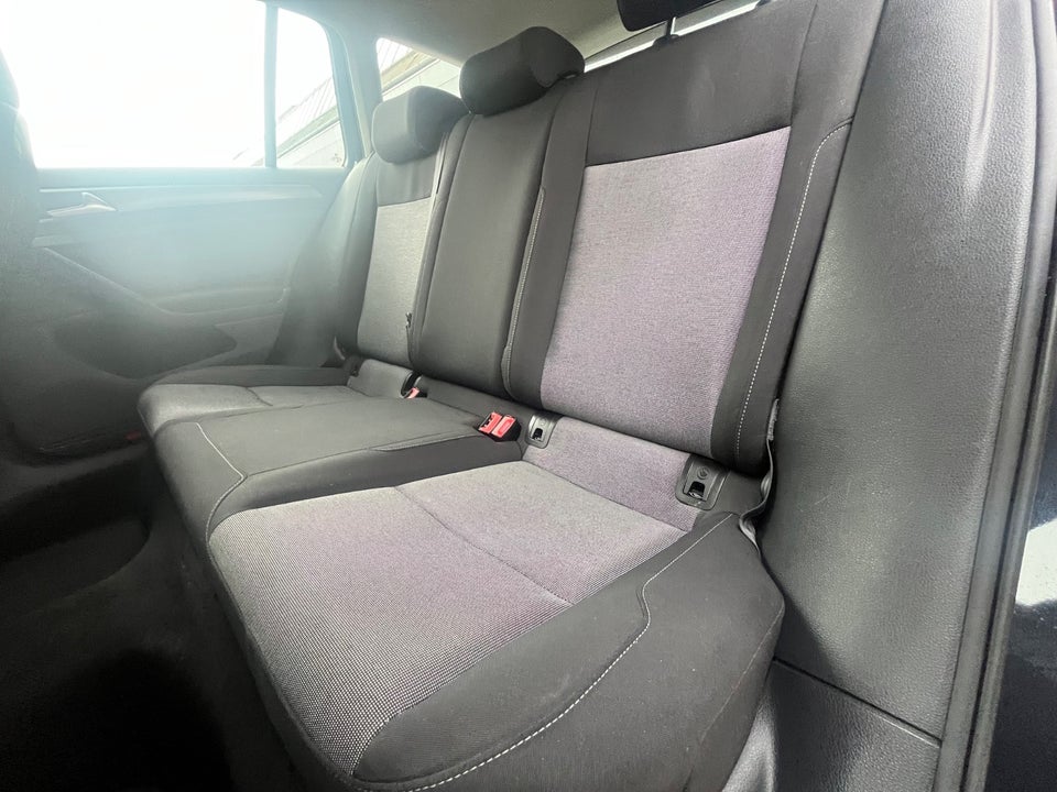 VW Golf VII 1,2 TSi 105 Comfortline Variant BMT 5d