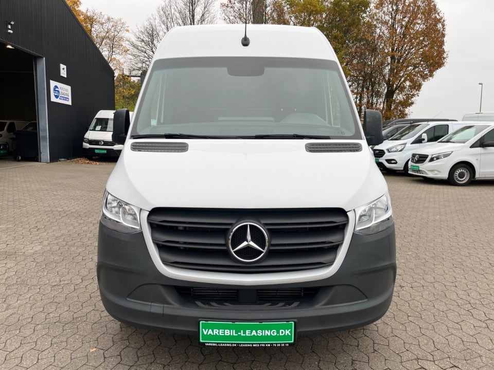 Mercedes Sprinter 319 3,0 CDi A2 Kassevogn aut. RWD