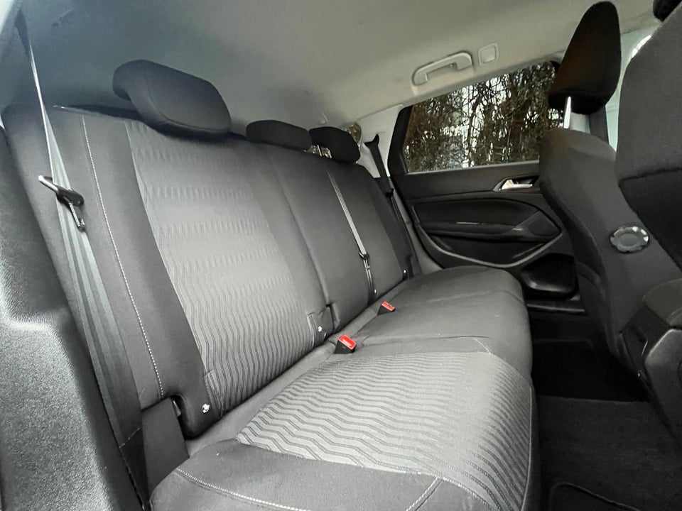 Peugeot 308 1,2 e-THP 130 Allure SW 5d