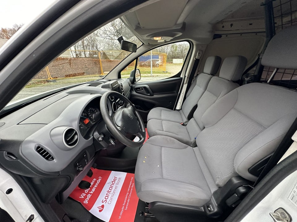 Peugeot Partner 1,6 BlueHDi 100 L1 Flex Van 5d