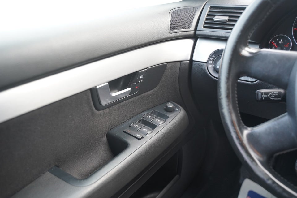 Audi A4 1,6 Avant 5d