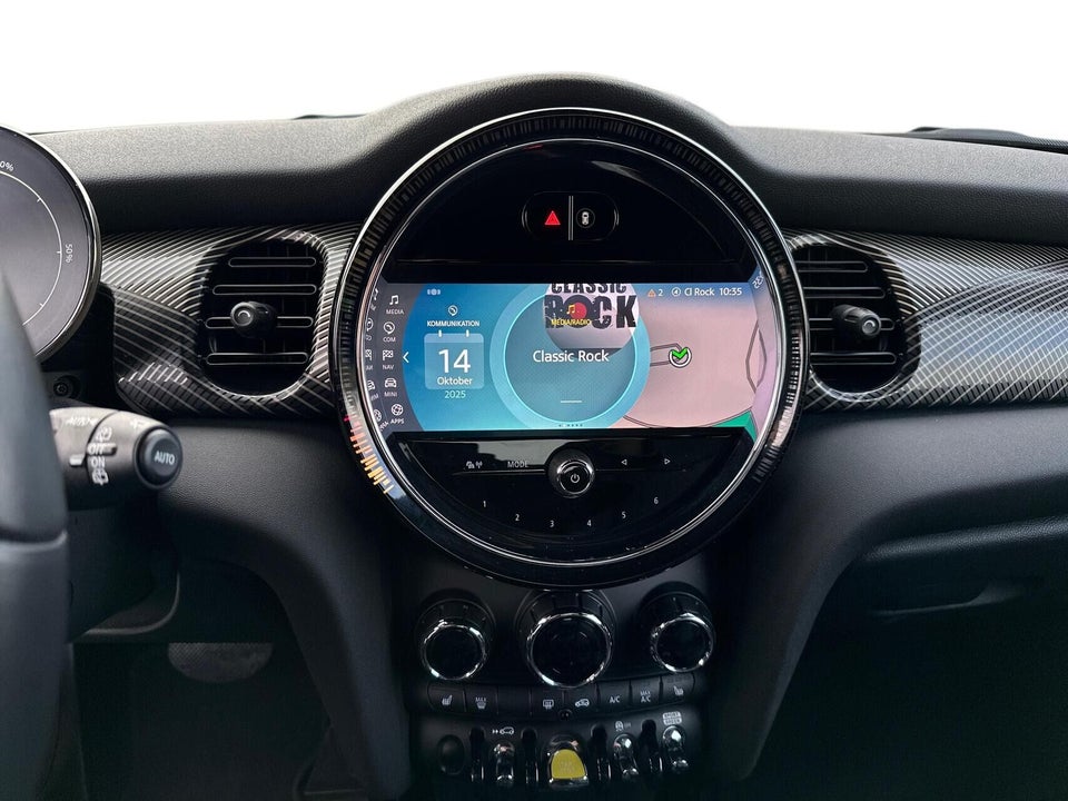 MINI Cooper SE Resolute Edition 3d