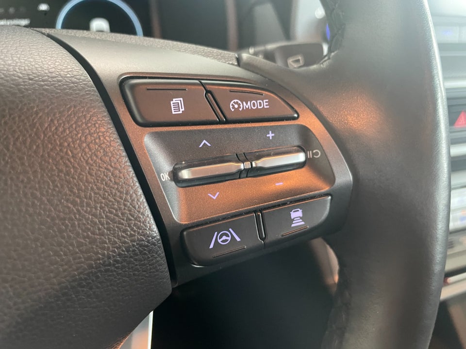 Hyundai Kona 39 EV Select 5d