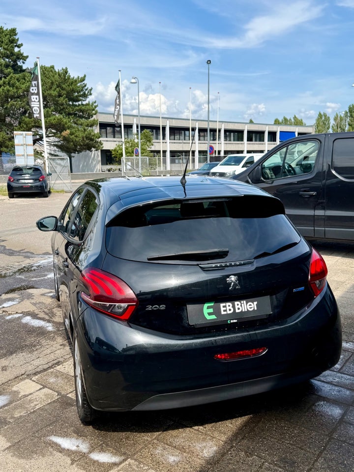 Peugeot 208 1,6 BlueHDi 100 Active 5d