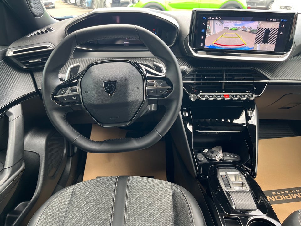 Peugeot 2008 1,2 PureTech 130 Allure EAT8 5d