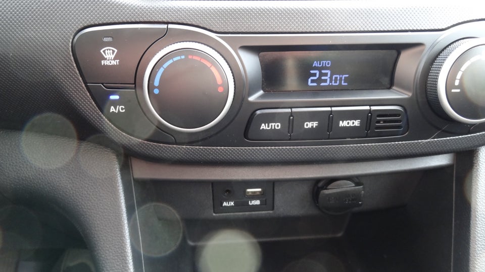 Hyundai i10 1,0 Touch 5d