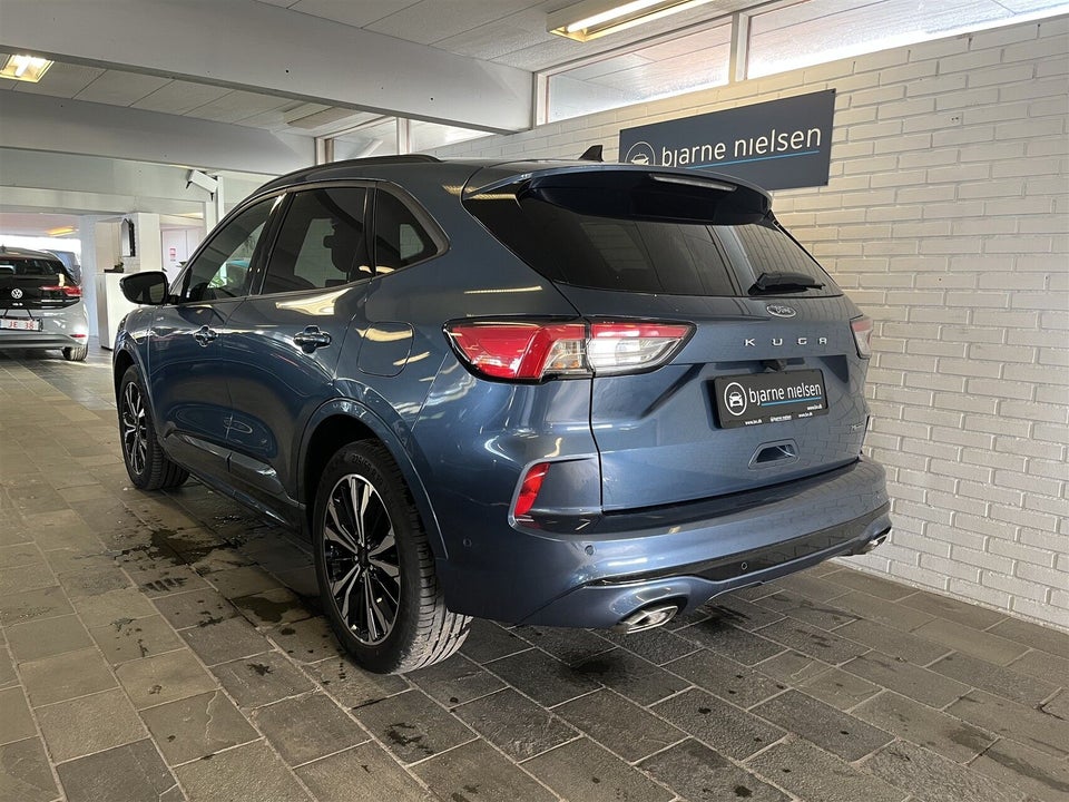 Ford Kuga 2,5 PHEV ST-Line X CVT 5d