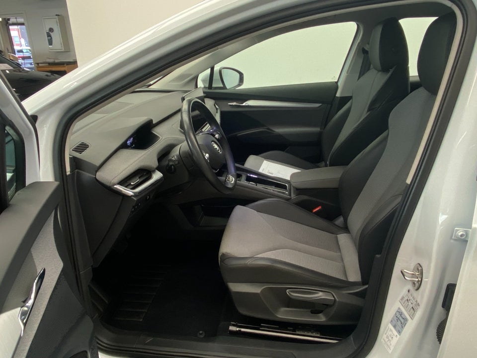 Skoda Enyaq 60 iV Loft 5d