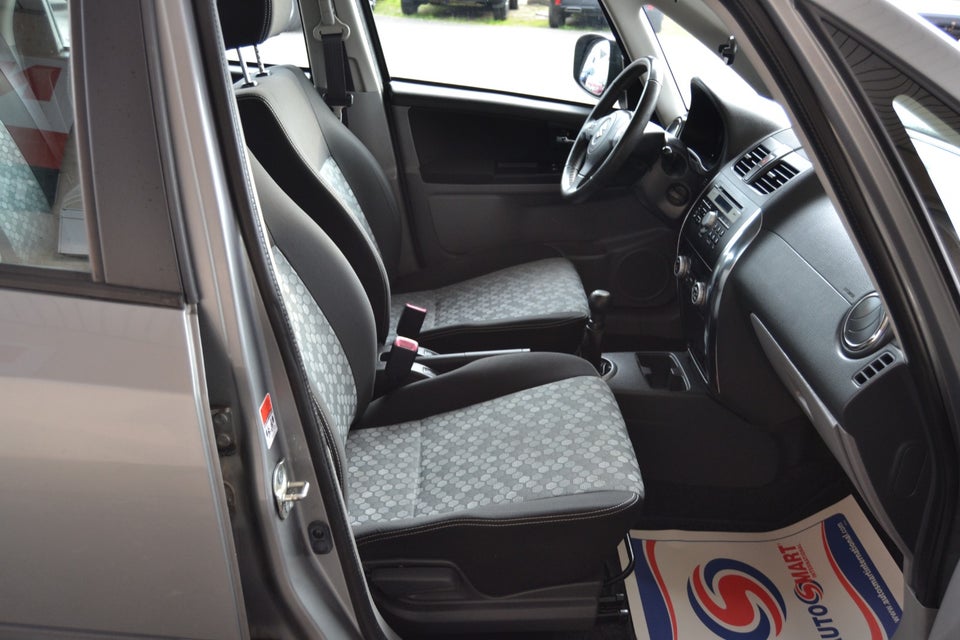 Suzuki SX4 1,6 CombiBack Tour 5d