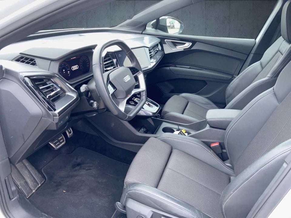Audi Q4 e-tron 40 S-line Sportback 5d