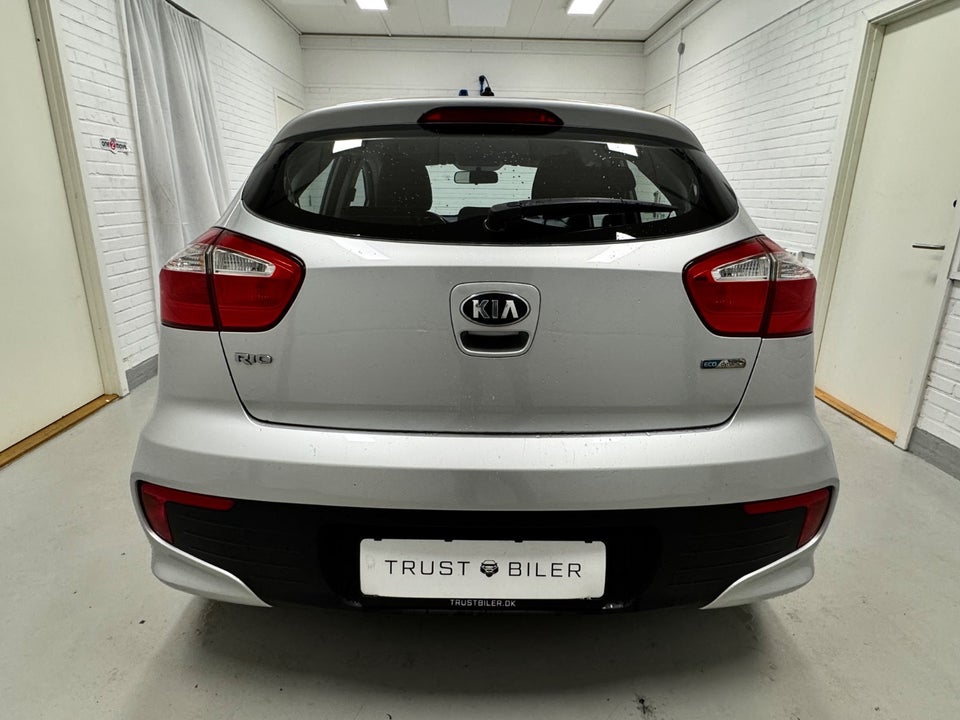 Kia Rio 1,4 CVVT Style 5d