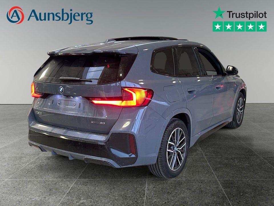 BMW iX1 xDrive30 M-Sport 5d