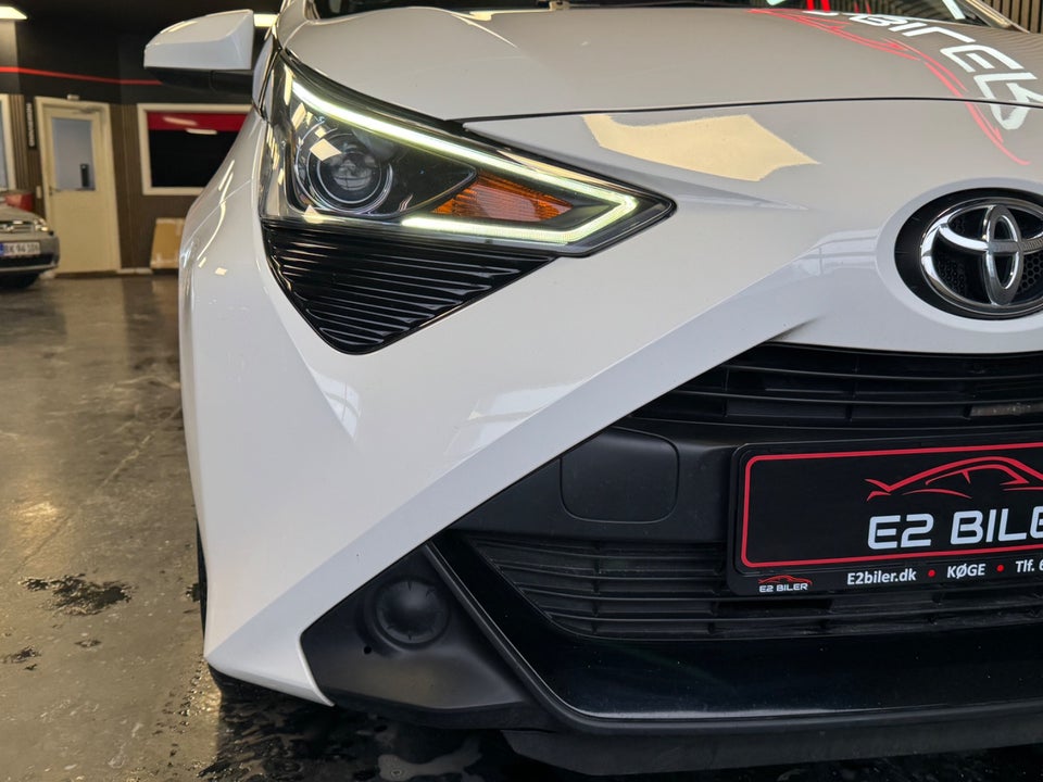 Toyota Aygo 1,0 VVT-i x-pression 5d