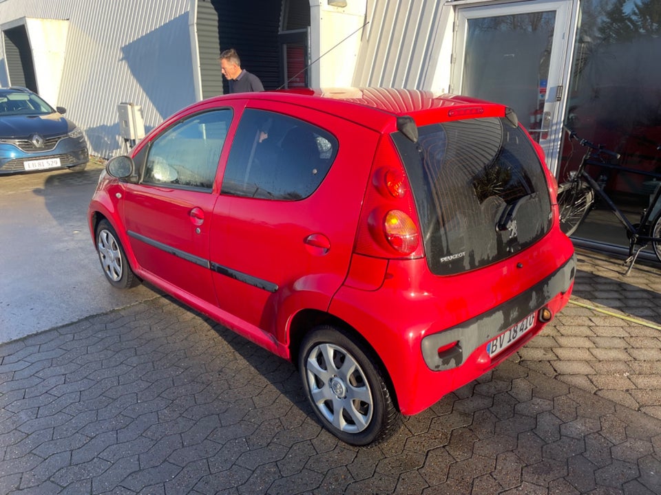 Peugeot 107 1,0 Active 5d