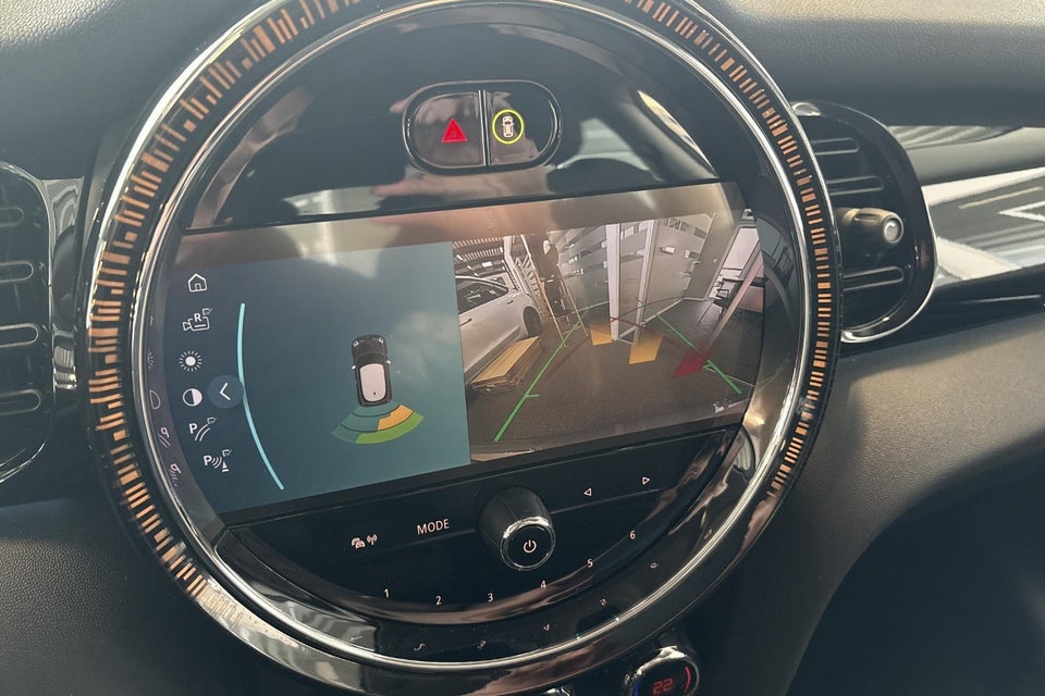 MINI Cooper SE Classic Trim 3d