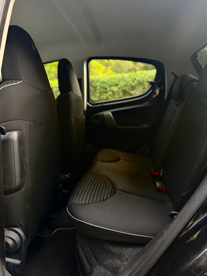 Peugeot 107 1,0 Sportium 5d