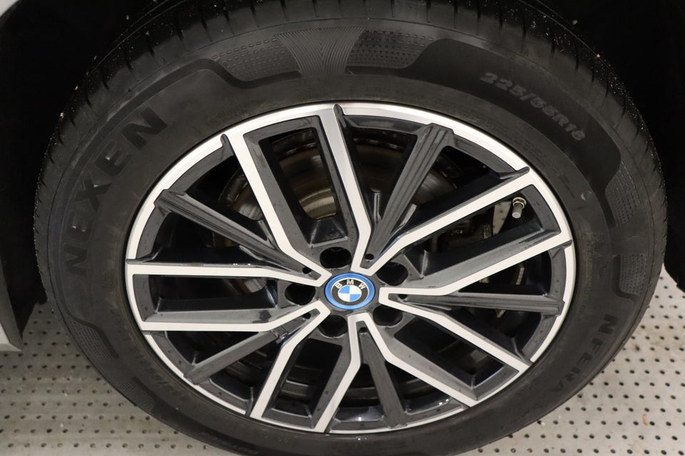 BMW iX1 xDrive30 M-Sport Premium 5d