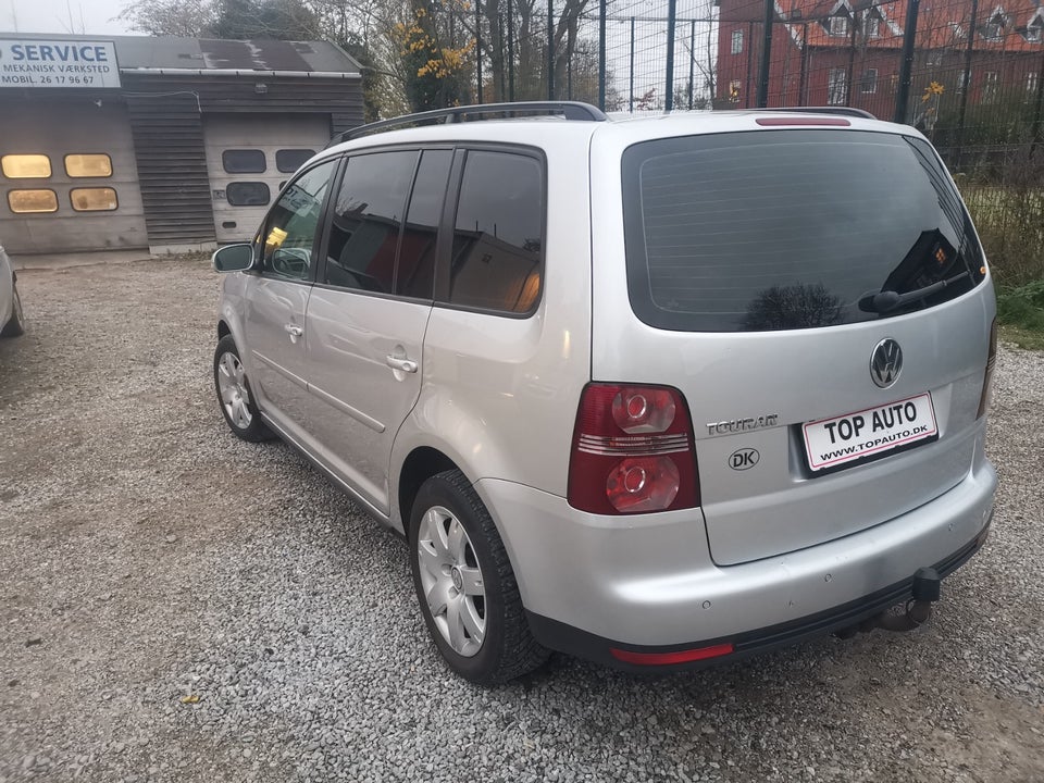 VW Touran 1,9 TDi 105 Trendline 7prs 5d